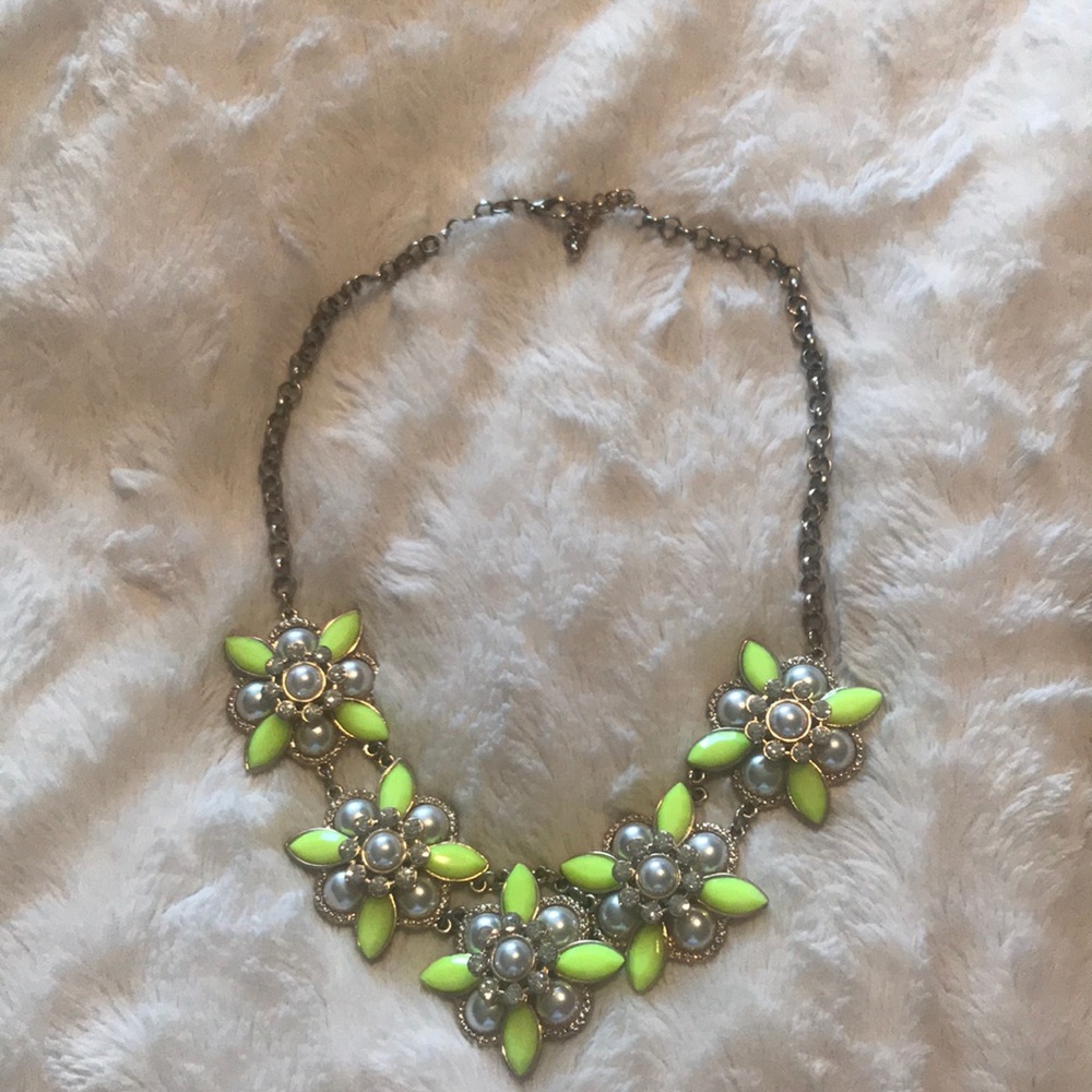 Statement necklace